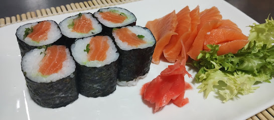 Sushi Oasis Pinto